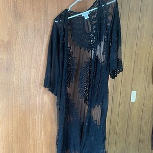LACE COVER UP
